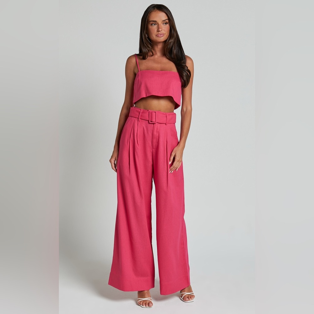 LINEN BANDEAU CROP TOP AND BELTED WIDE LEG PANTS SET IN HOT PINK